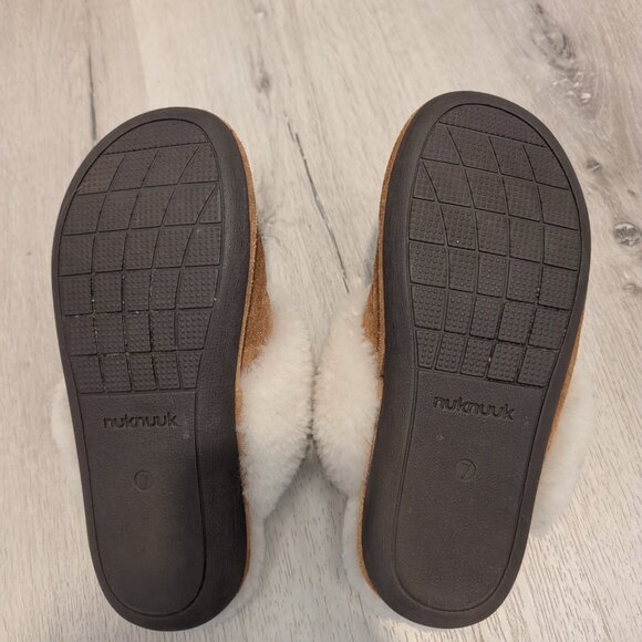 NukNuk - Picture 3 of 4